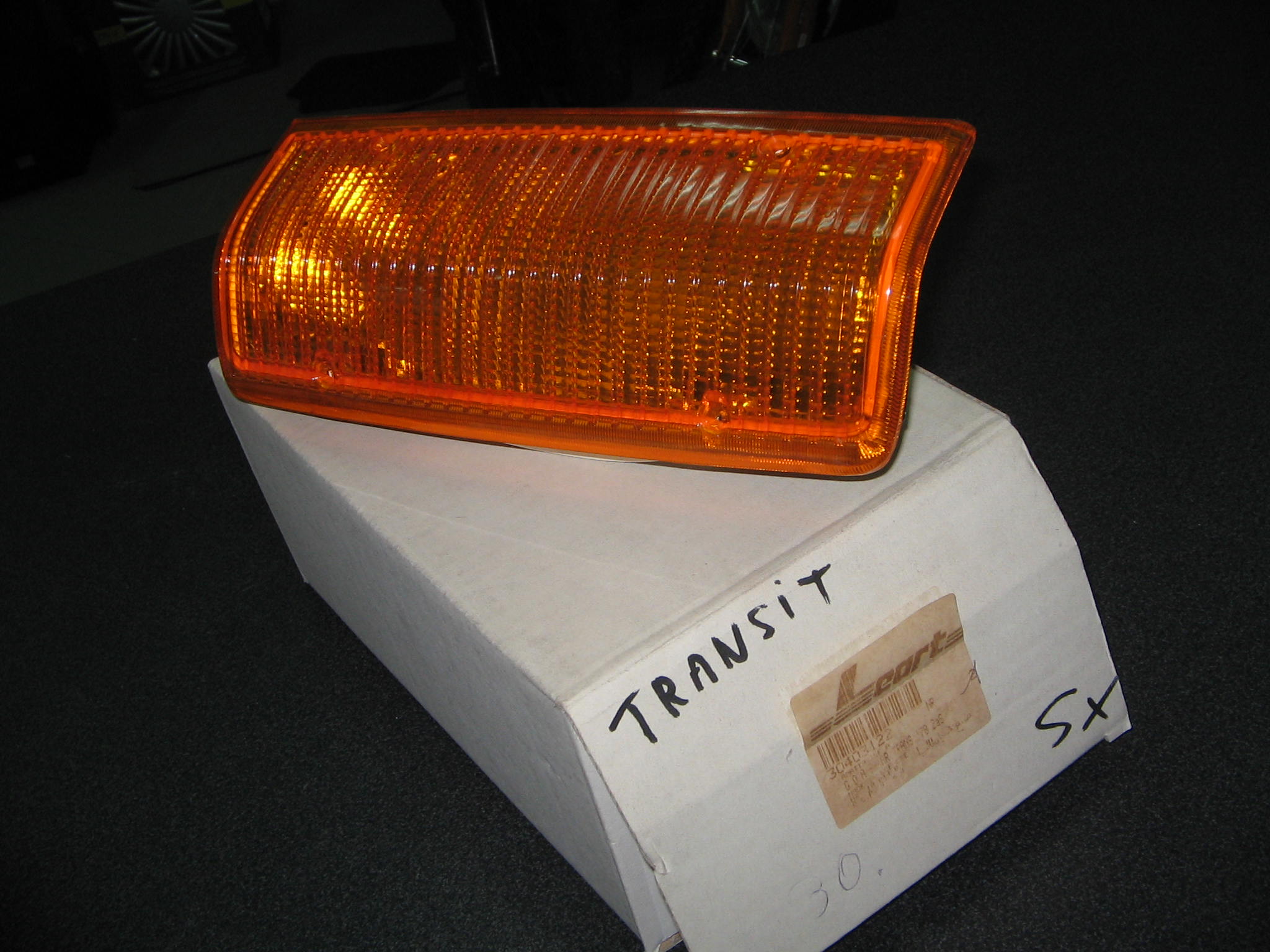 FORD TRANSIT FANALINO TRASPARENTE ANTERIORE  N. 20893